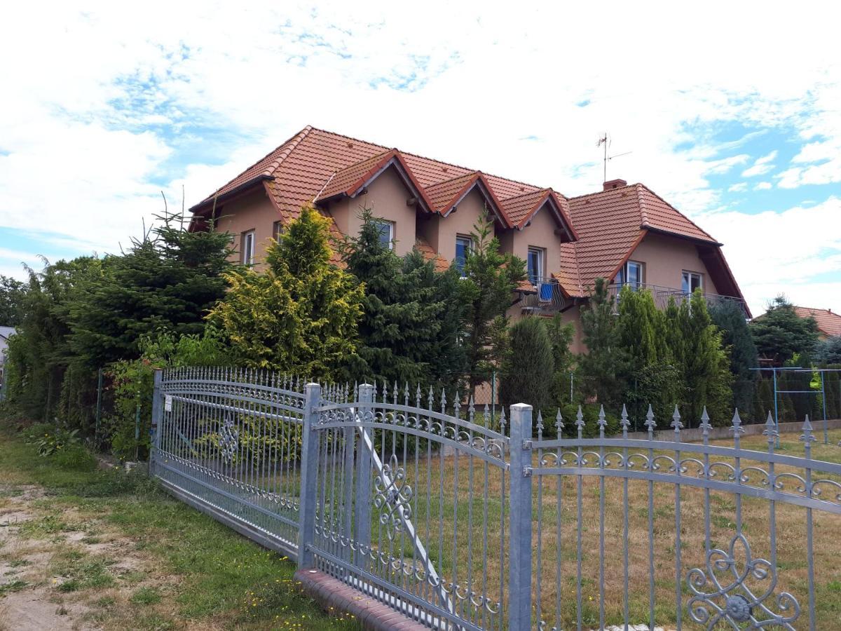 شقة Magnolia Agroturystyka Wrzosowo  المظهر الخارجي الصورة